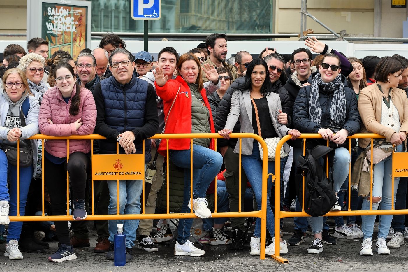 FOTOS | Búscate en la mascletà del domingo 23 de febrero de 2025