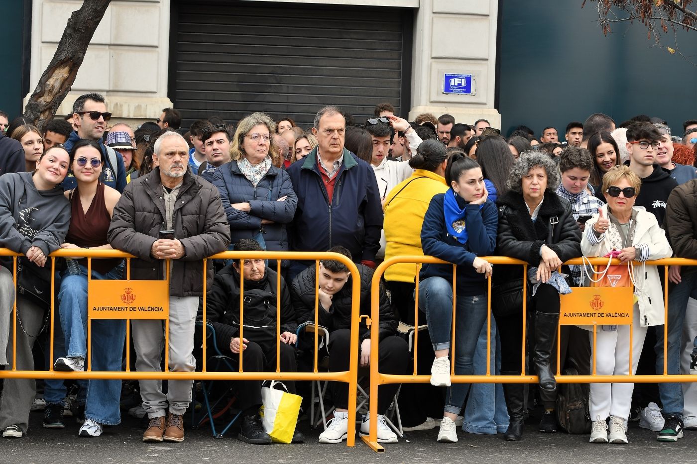 FOTOS | Búscate en la mascletà del domingo 23 de febrero de 2025