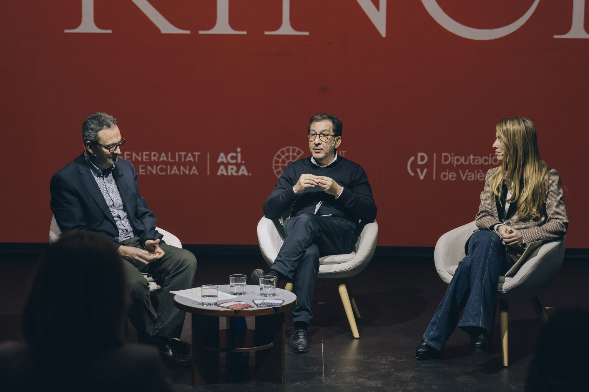 Álvaro López Jamar, director del IVC; Miquel Nadal, director general de Cultura, y María José Mora, subdierectora de Artes Escénicas.