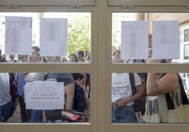 Aspirantes antes de empezar la oposición de 2023, que también fue extraordinaria.