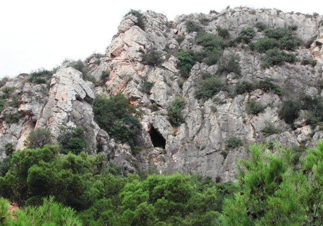 Cueva de les Ratetes.