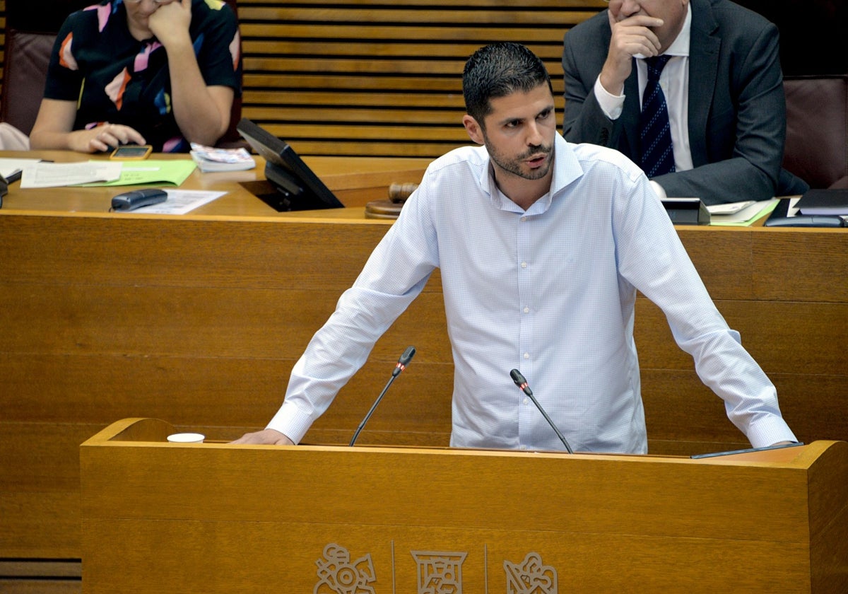 David Calvo, durante su etapa como diputado del PSPV en Les Corts.