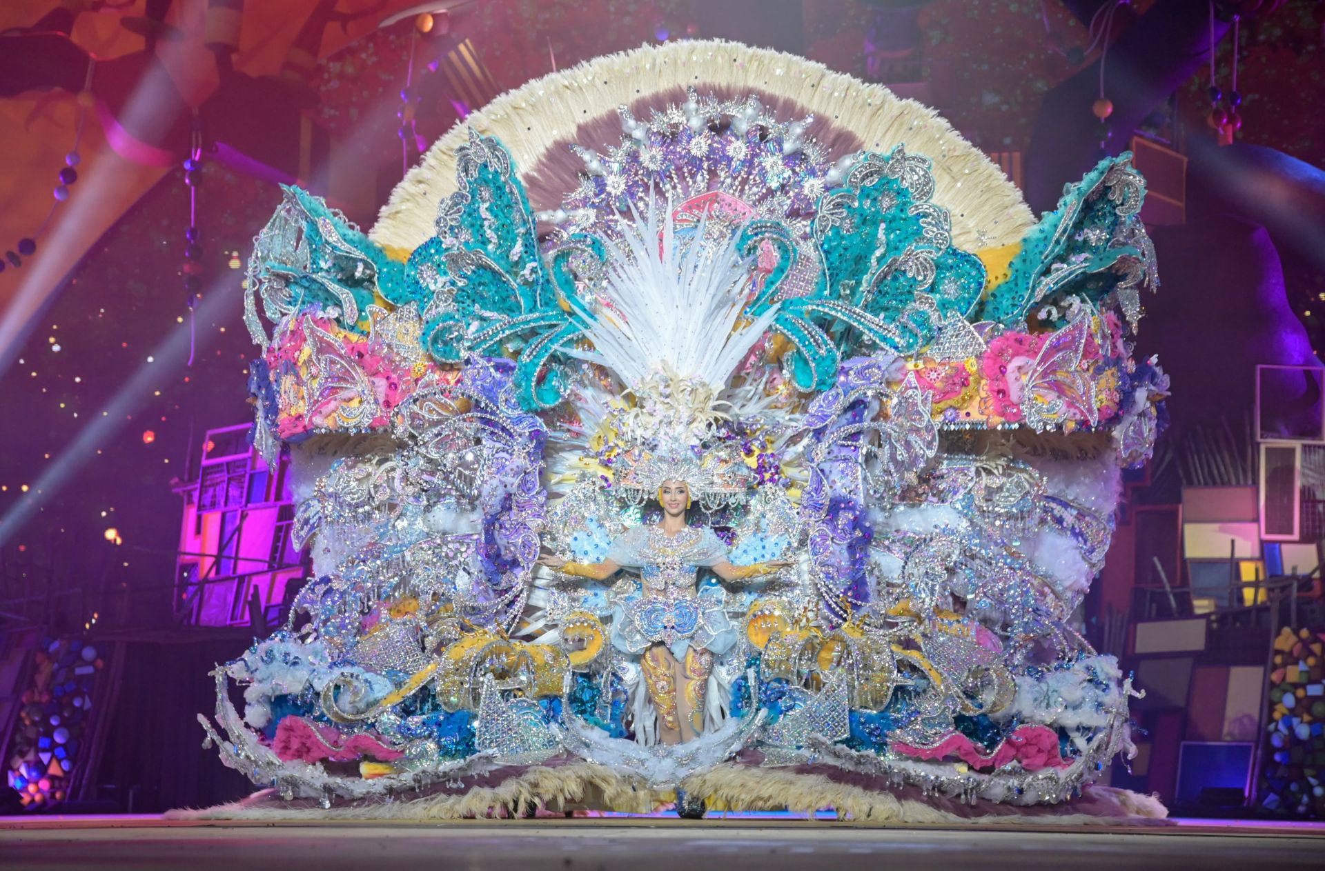 Santa Cruz de Tenerife ya tiene a su Reina del Carnaval 2025