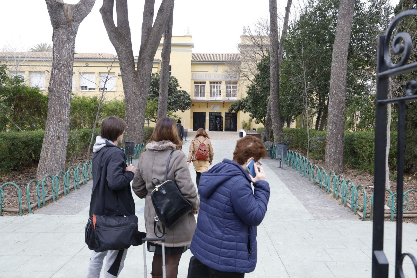 Alarma en varios colegios de Valencia por una amenaza de bomba