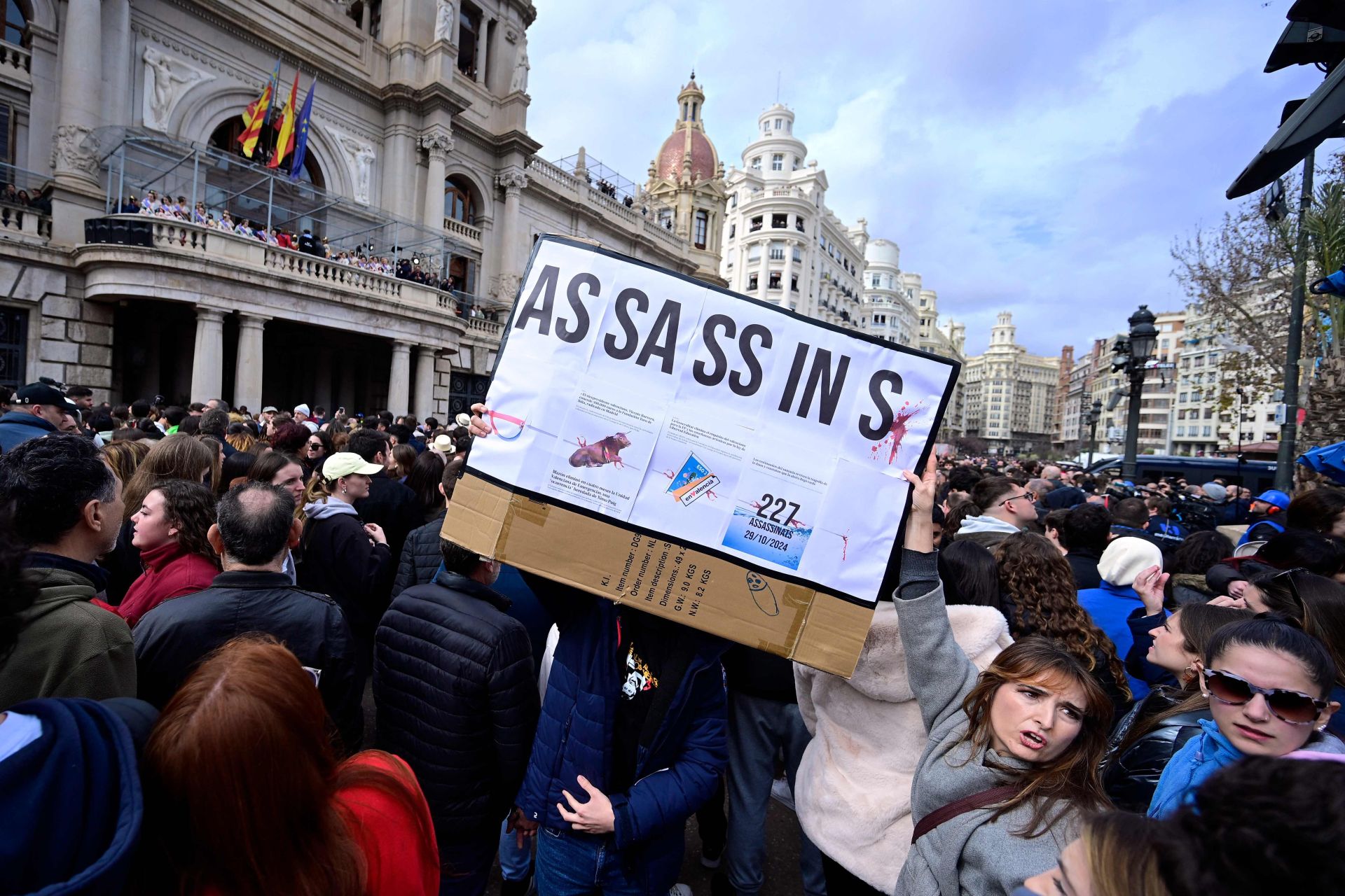 La manifestación en Valencia contra la gestión política de la dana, en imágenes