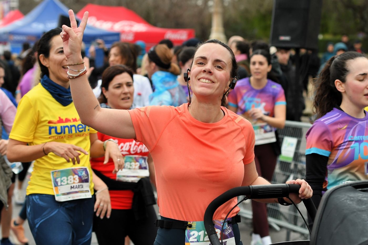 FOTOS | Búscate en la 10K FEM de Valencia