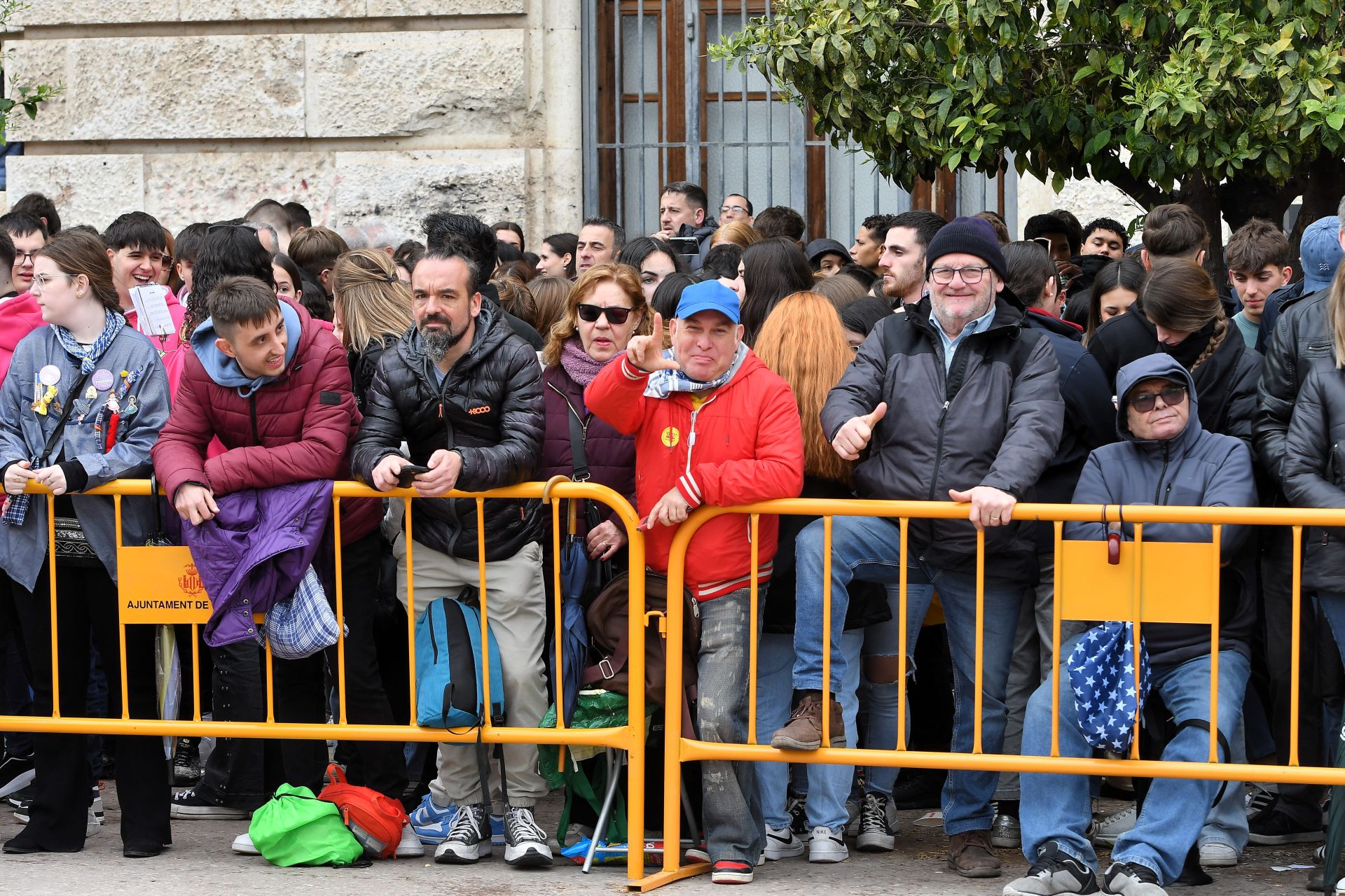 FOTOS | Búscate en la mascletà del domingo 2 de marzo
