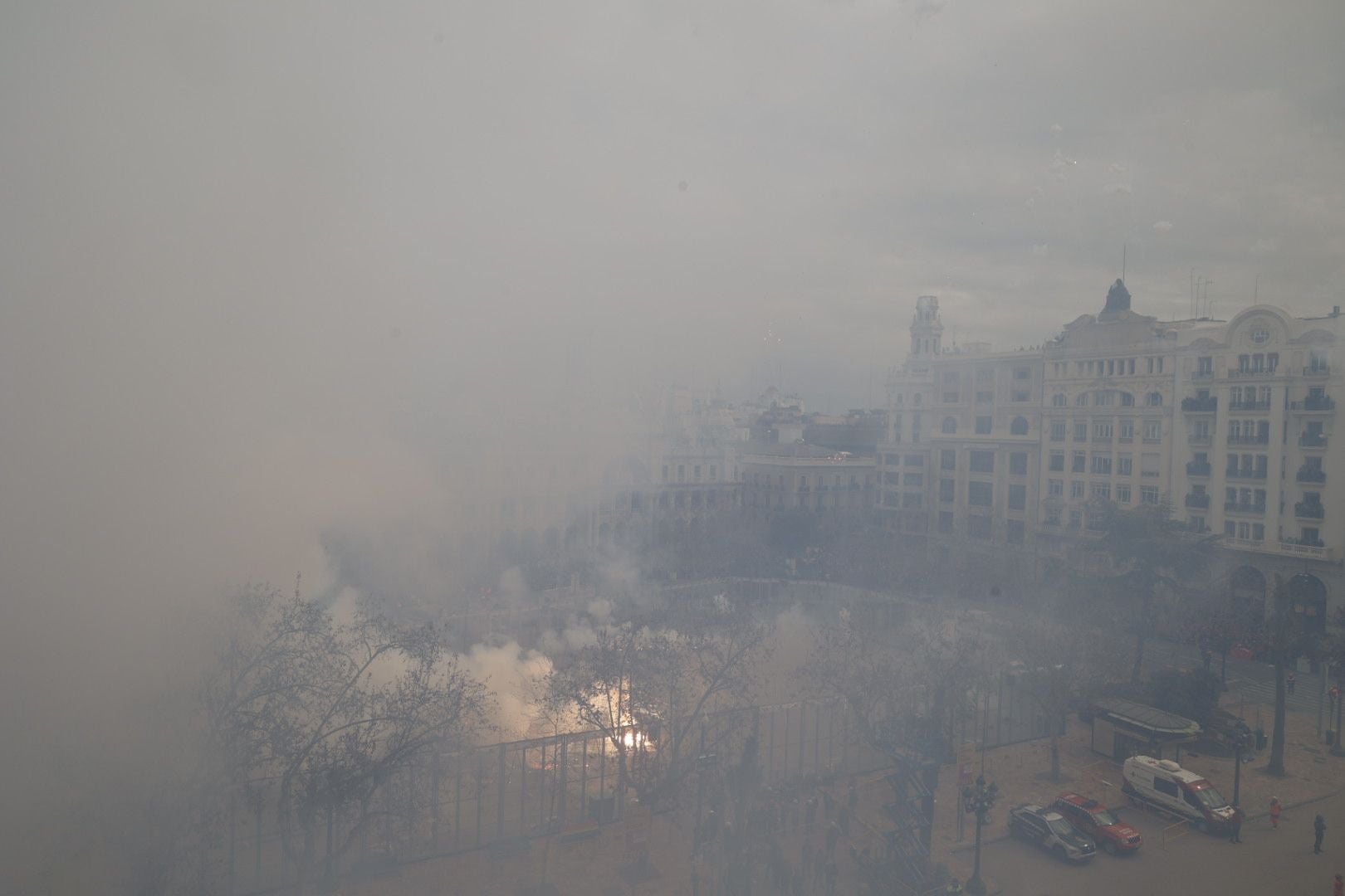 FOTOS | Mascletà del domingo 2 de marzo de las Fallas de Valencia 2025