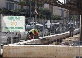 Obras de reconstrucción de hogares en Paiporta.