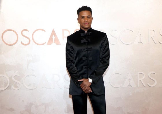 Jeremy Pope, en la alfombra roja de los Óscars la madrugada del domingo.