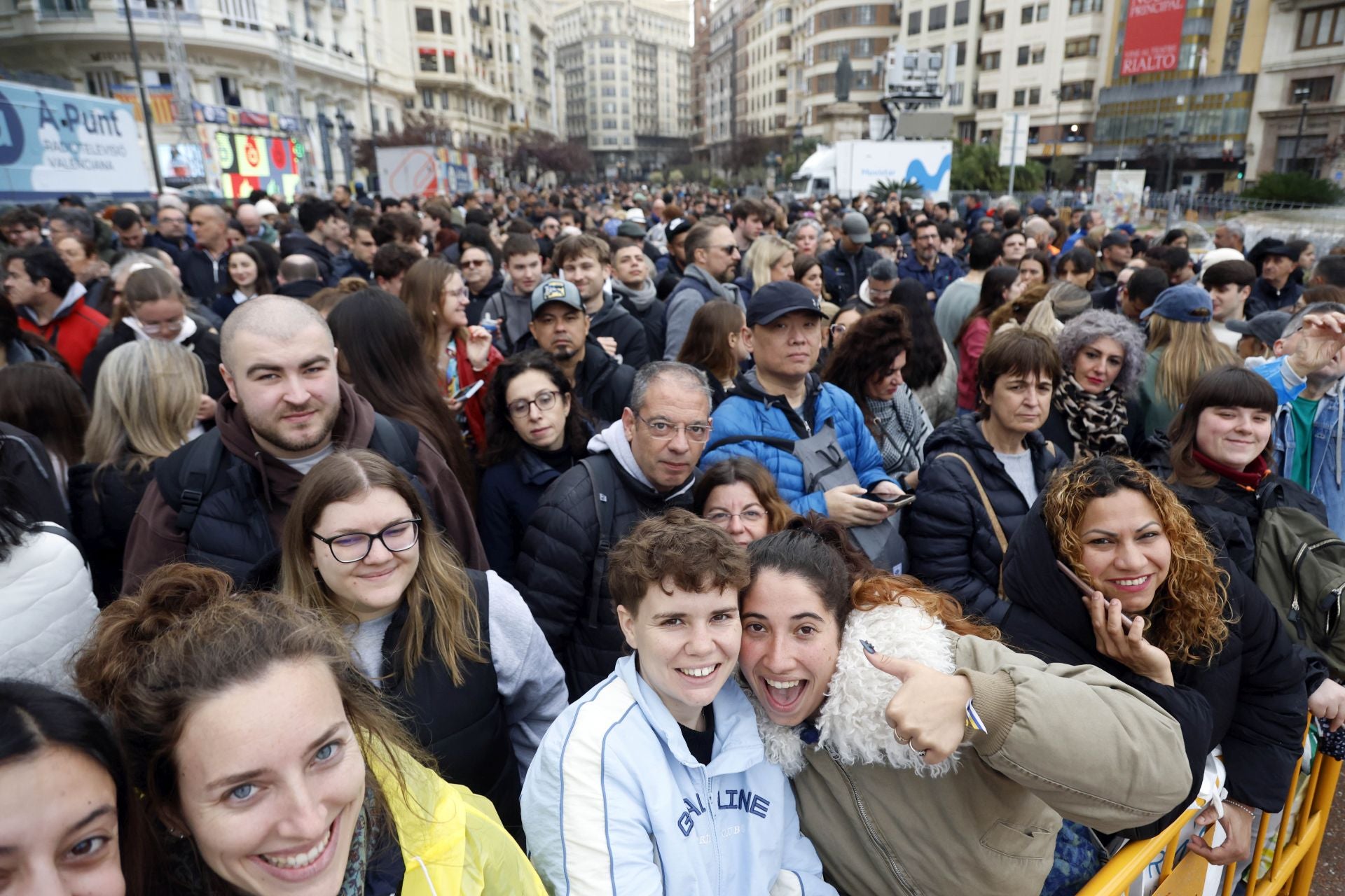 FOTOS | Así ha sido la mascletà del lunes 3 de marzo