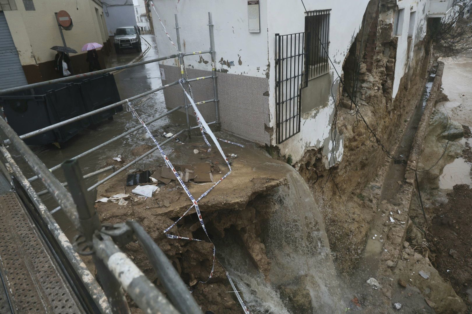 FOTOS | Las fuertes lluvias golpean la Comunitat Valenciana este lunes