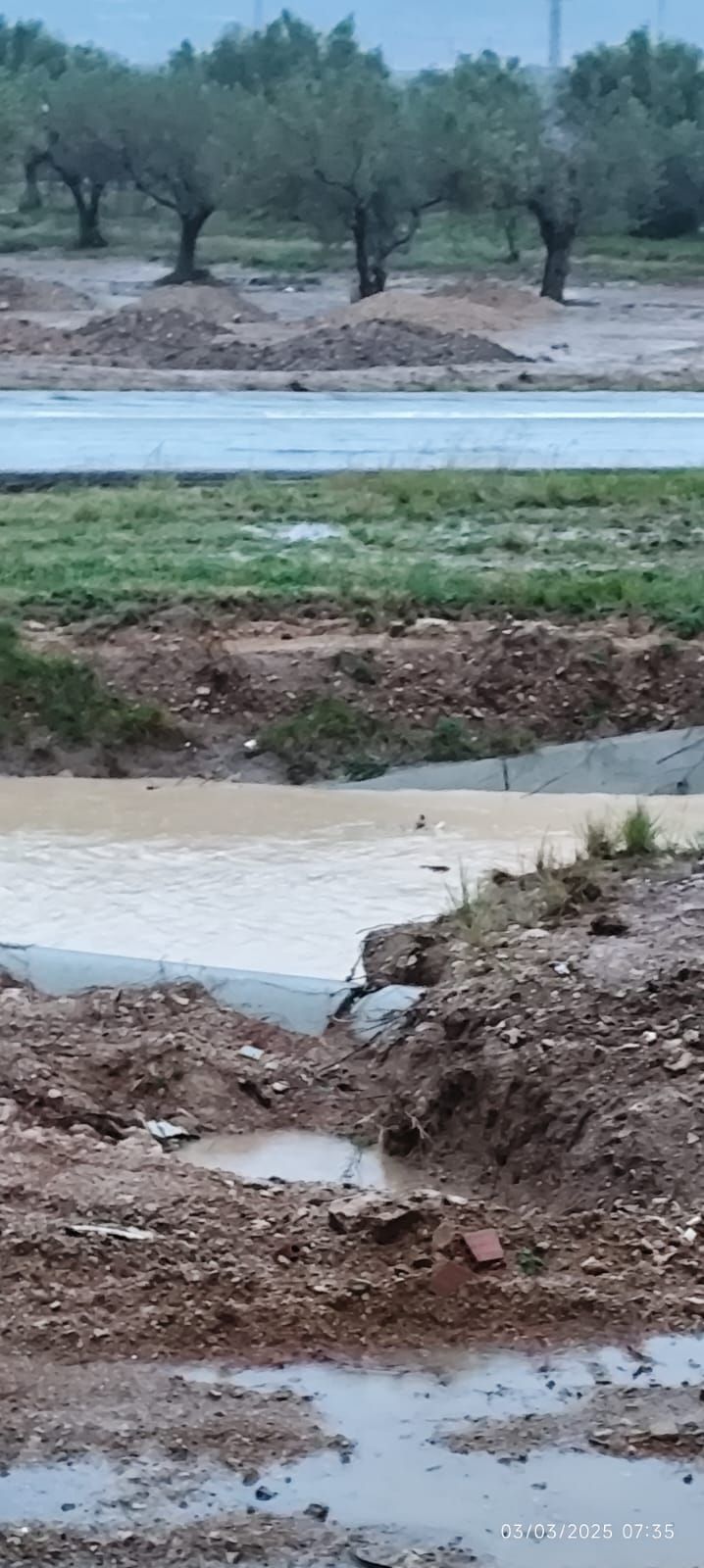 FOTOS | Las fuertes lluvias golpean la Comunitat Valenciana este lunes