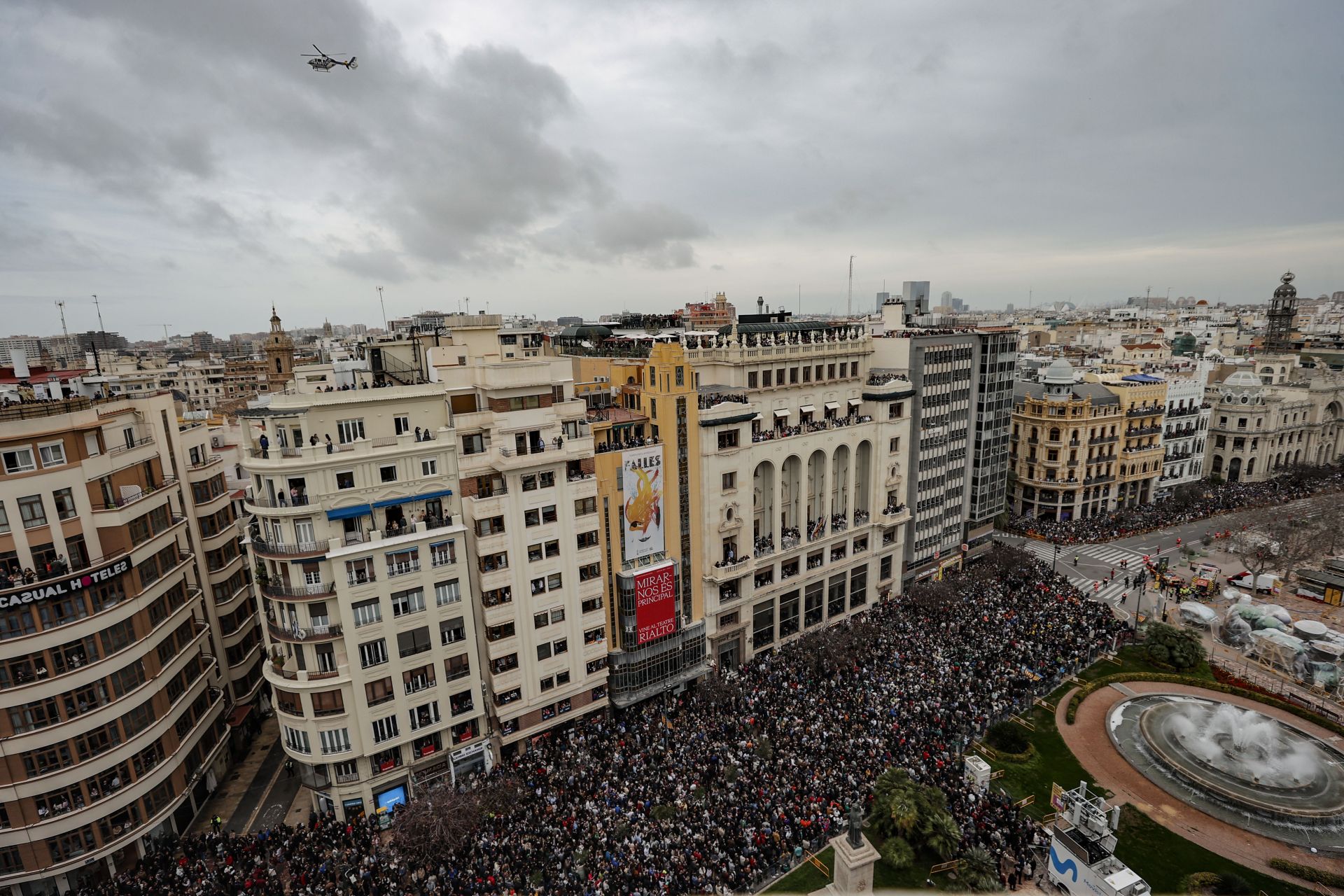 La mascletà de Nuria Martí de las Fallas 2025, en imágenes