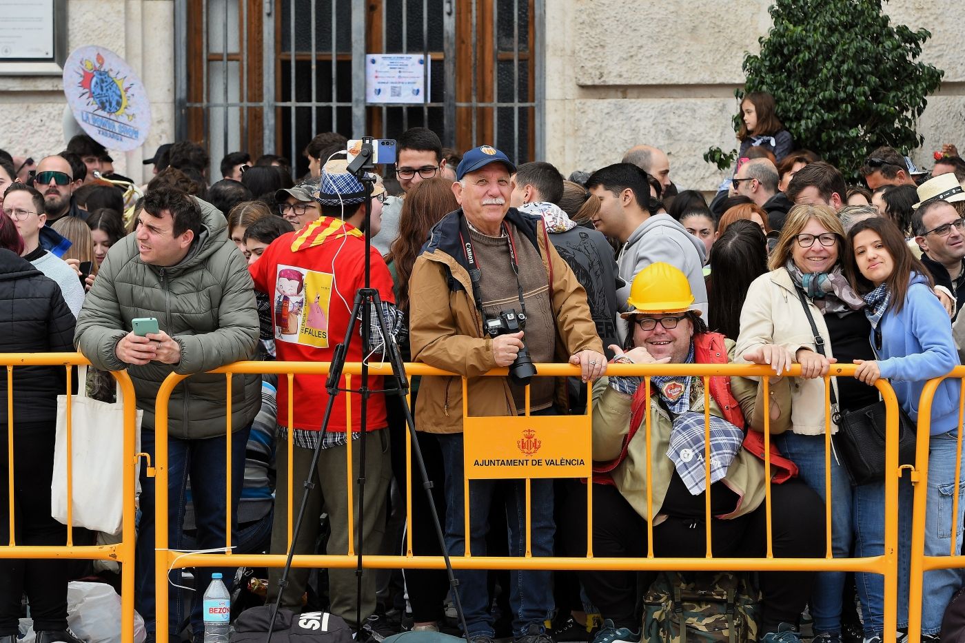 Búscate en la mascletà del sábado 8M