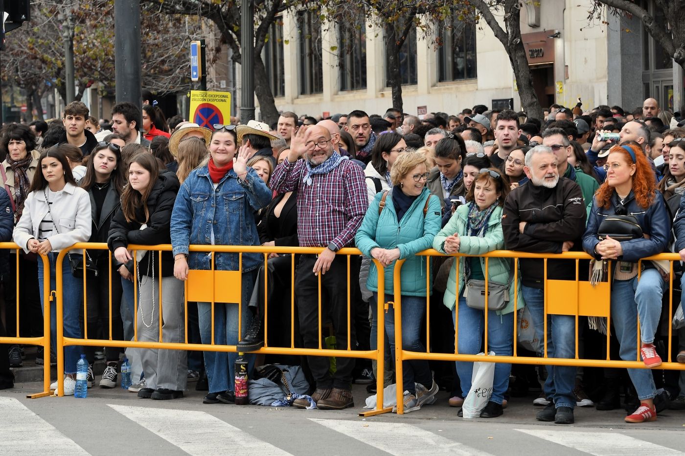 Búscate en la mascletà del sábado 8M