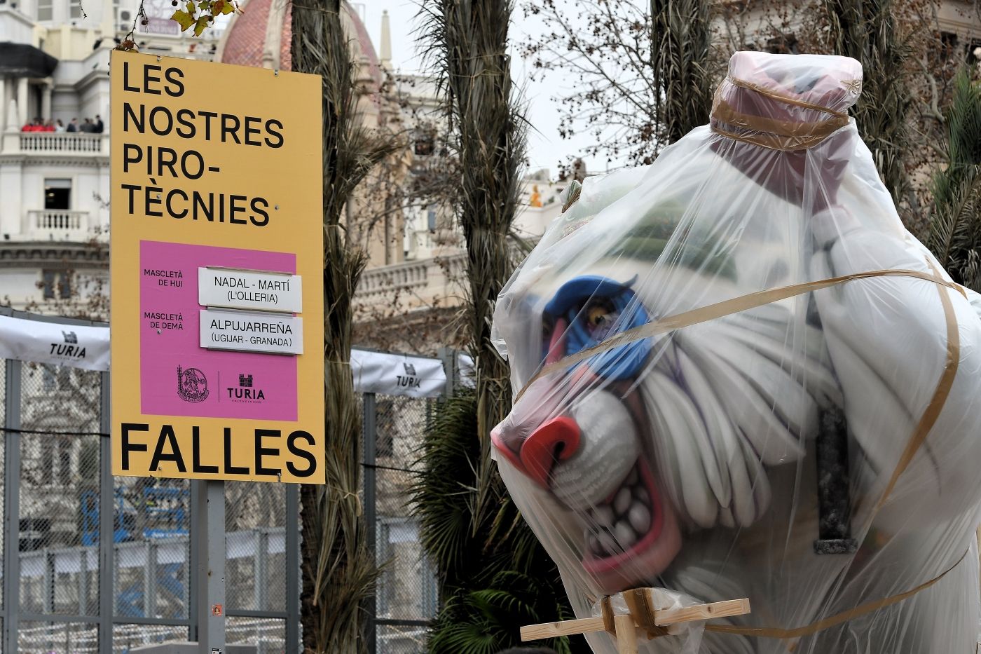 Búscate en la mascletà del sábado 8M