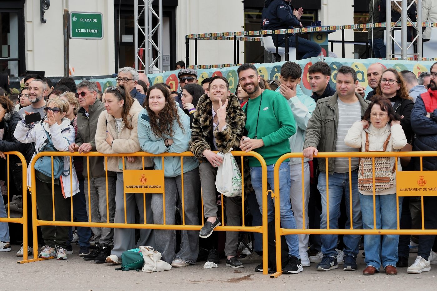 Búscate en la mascletà del sábado 8M