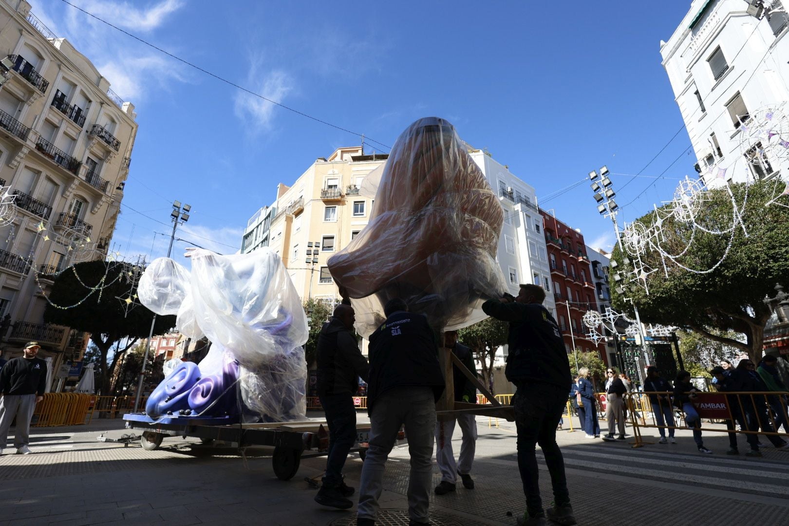 Fotos del ambiente de Fallas en Ruzafa (Valencia)