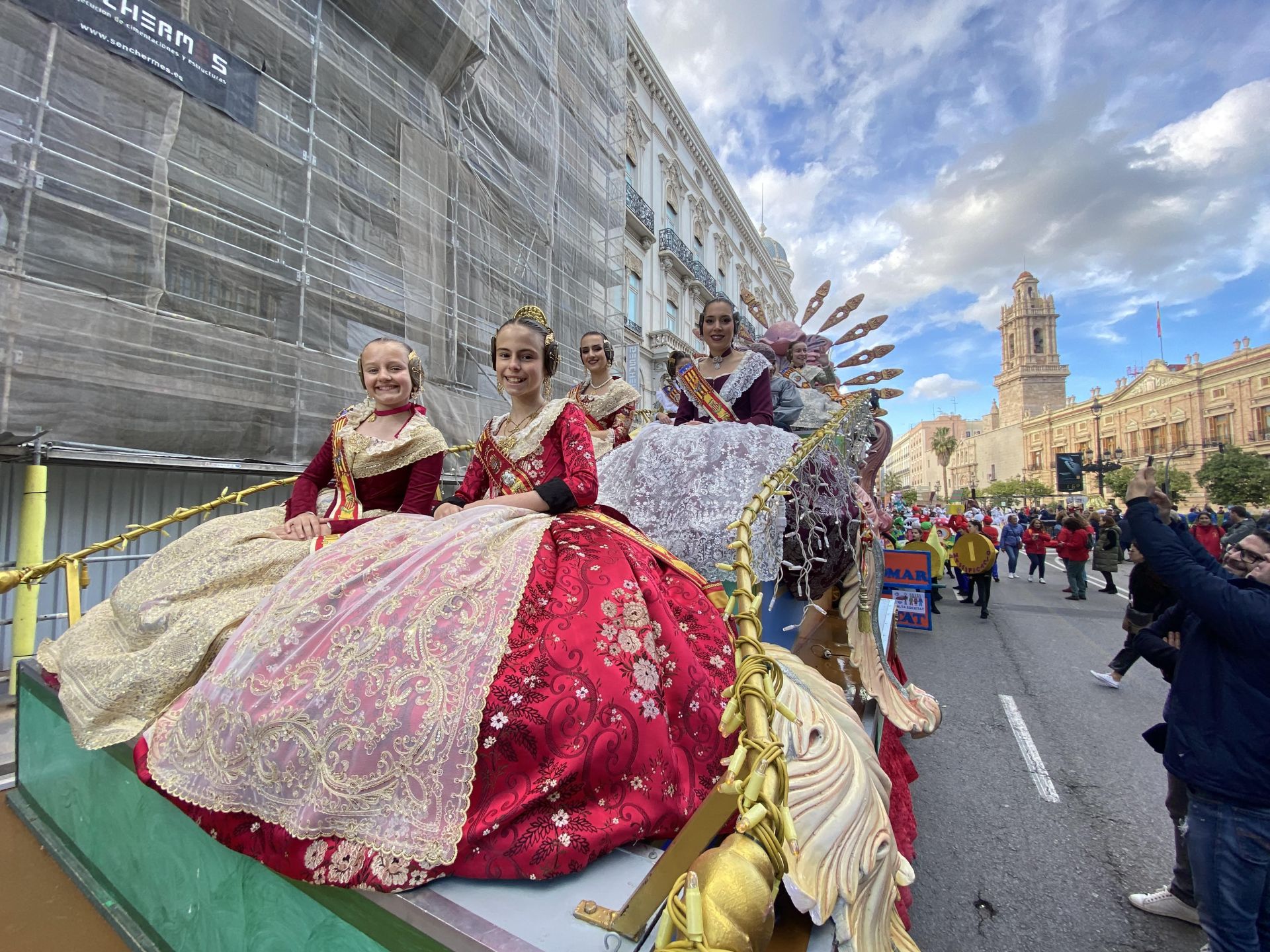 La Cabalgata del Ninot 2025, en imágenes