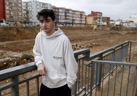 Álvaro Pérez, junto al barranco del Poyo en Paiporta.