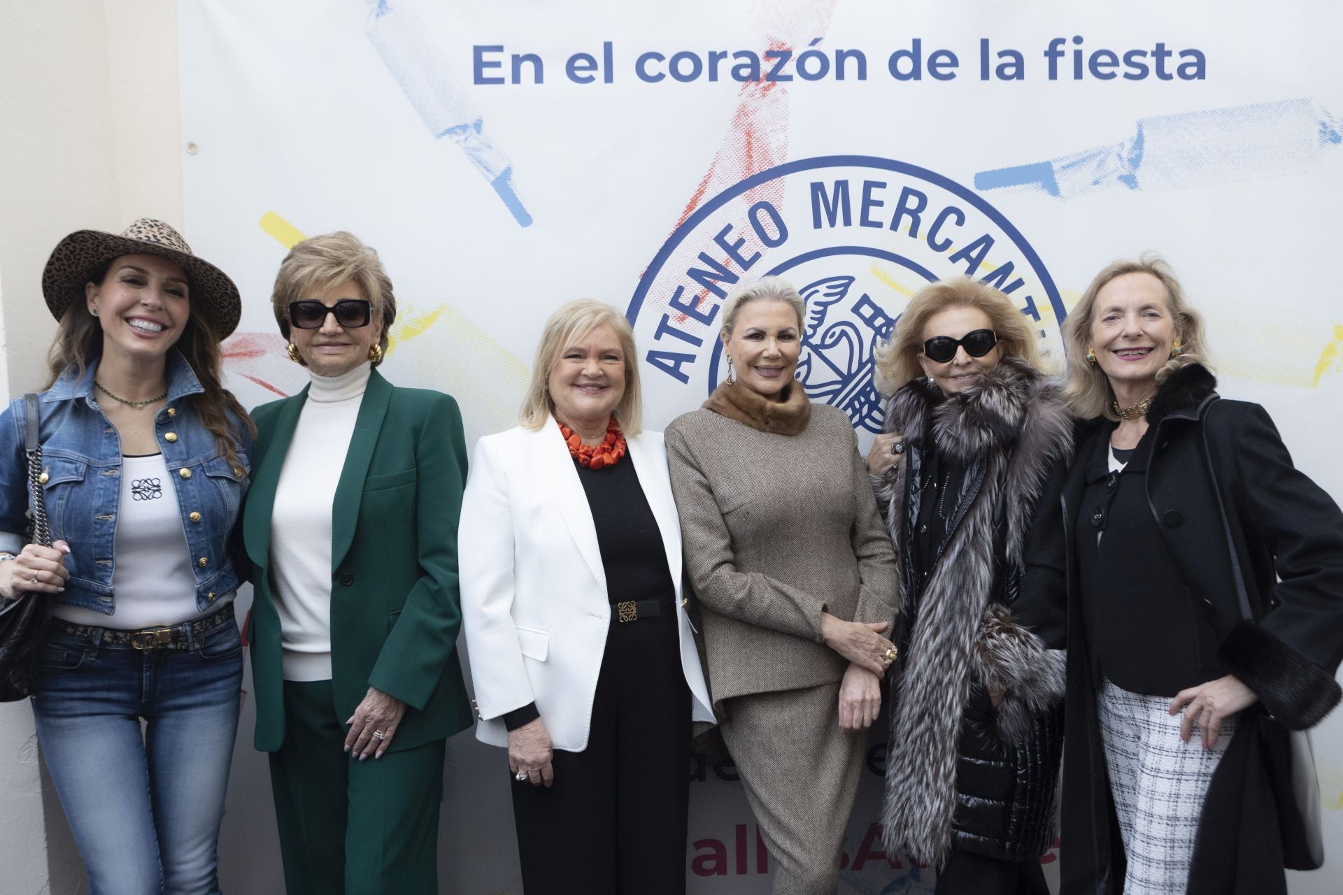 Mónica Duart, Amparo Lacomba, Carmen de Rosa, Laura Fitera, Mayrén Beneyto y Paz Olmos. 