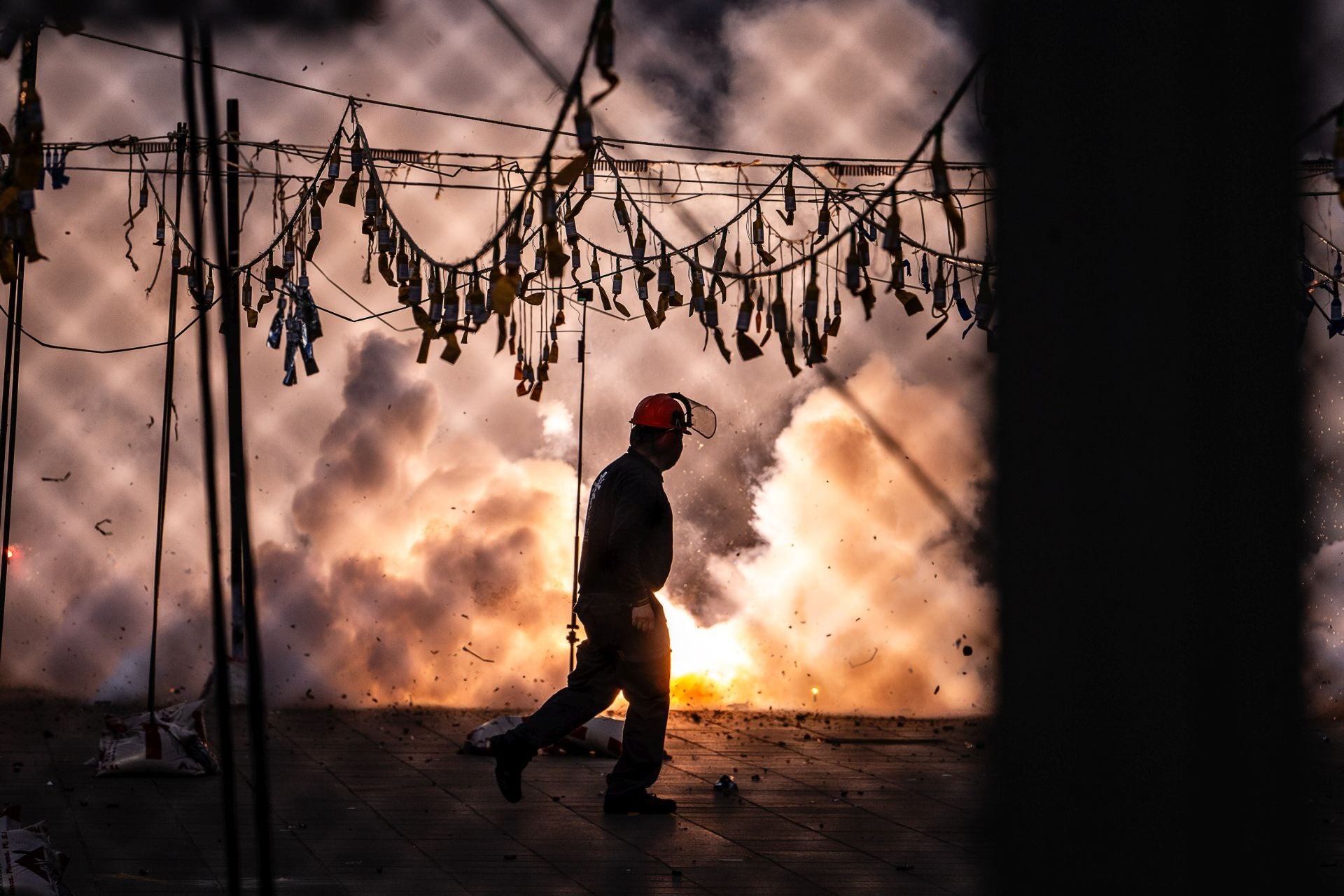 FOTOS | Así ha sido la mascletà del martes 11 de marzo