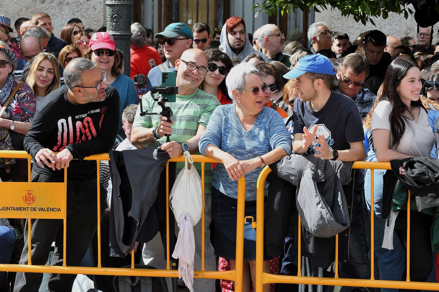 FOTOS | Búscate en la mascletà del martes 11 de marzo