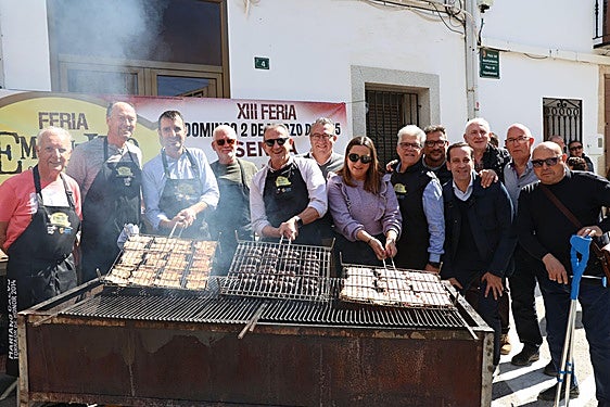 Gran éxito de la Feria del Embutido de la Vall de Pop celebrada en Senija