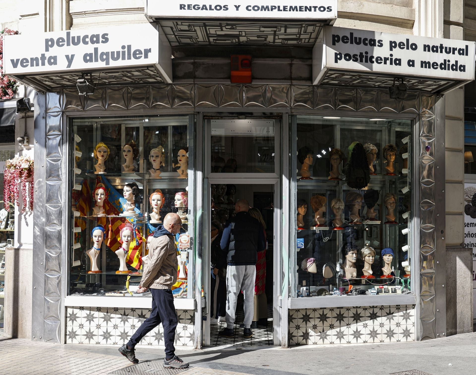 Hair Up, la tradicional tienda de pelucas de Valencia