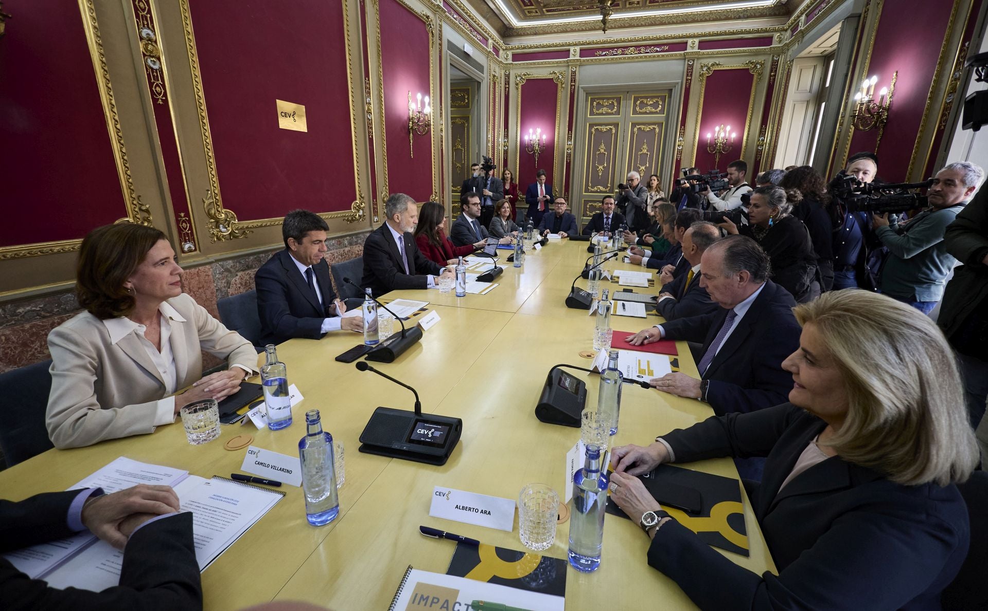 Fotos: los Reyes Felipe y Letizia visitan Valencia