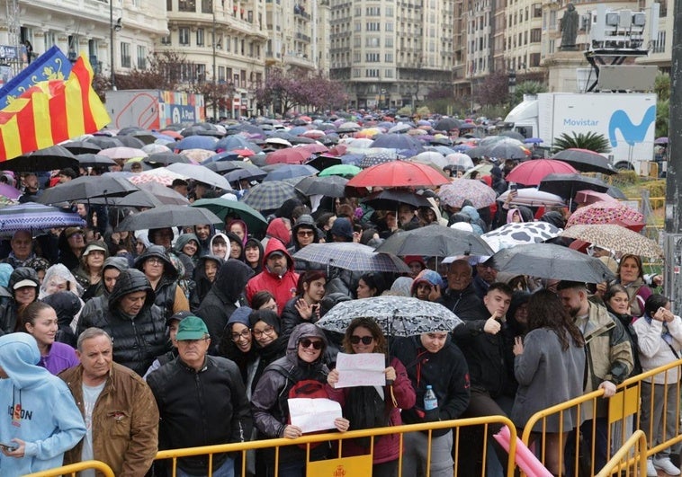 Mascletà este jueves en la Plaza del Ayuntamiento.