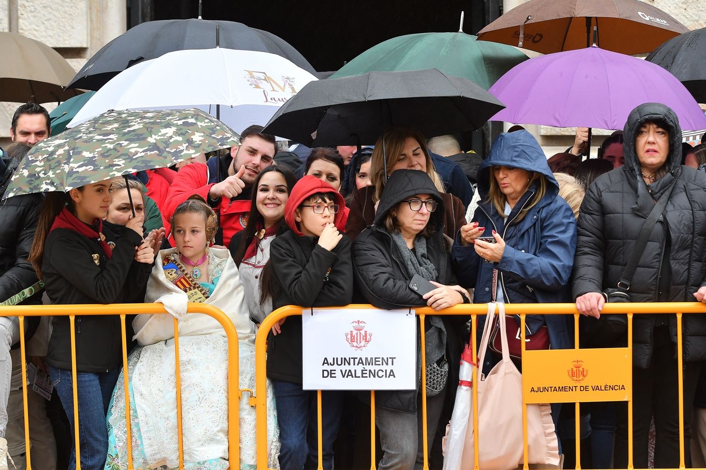 Búscate en la mascletà de este viernes 14 de marzo