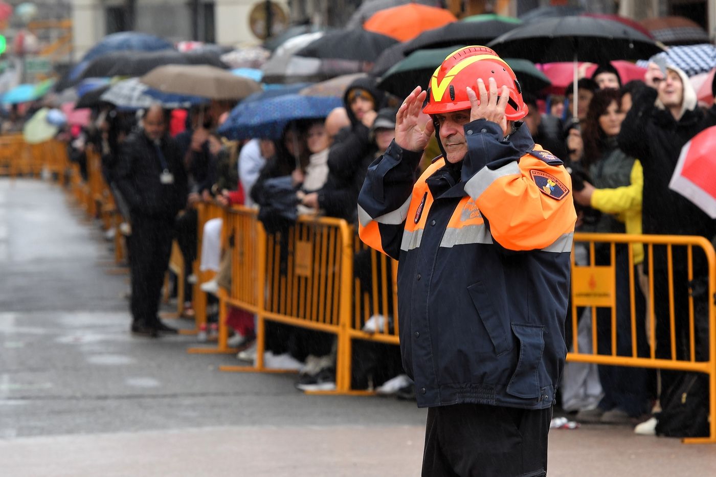 Búscate en la mascletà de este viernes 14 de marzo