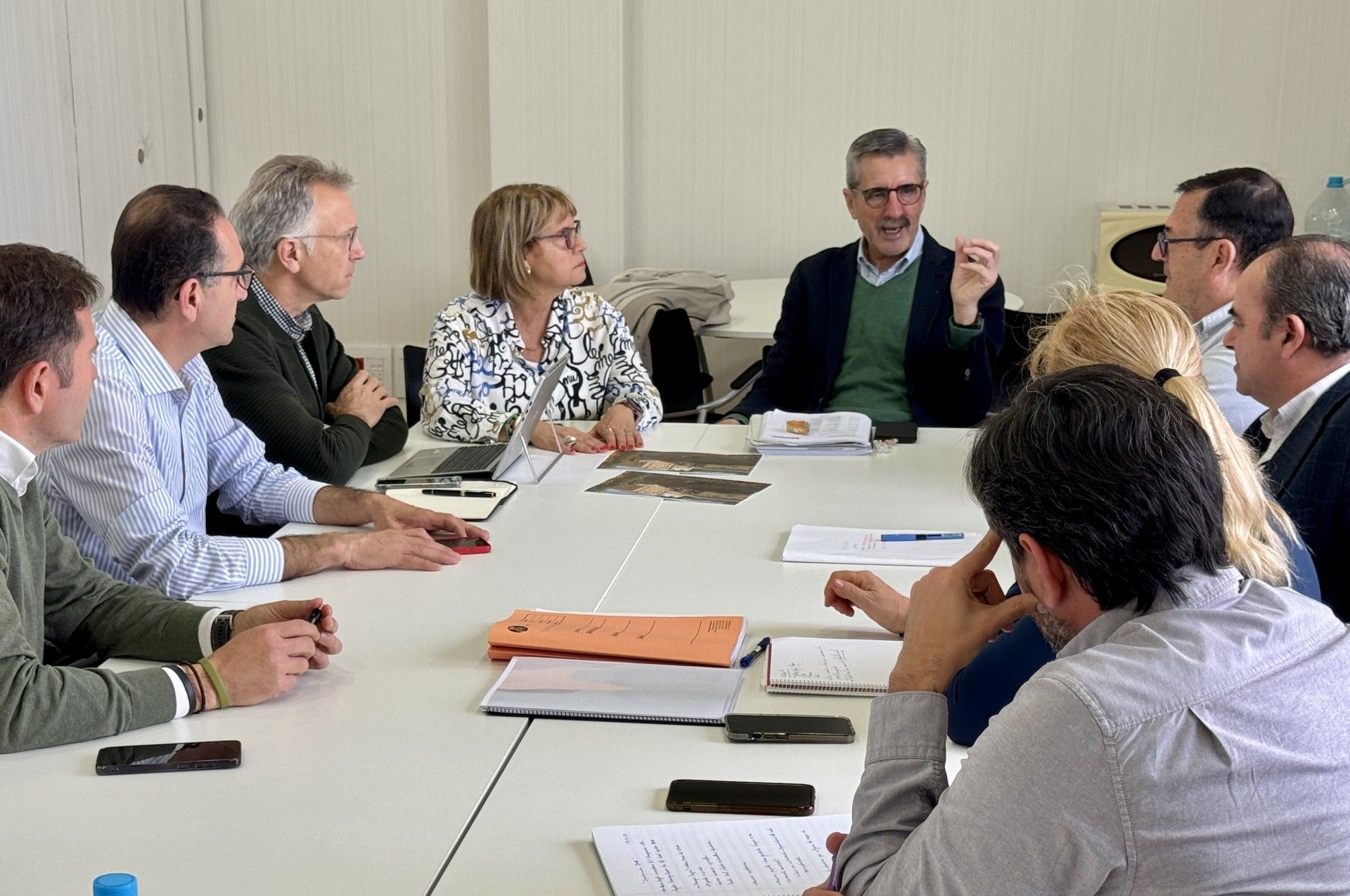 Reunión el jueves entre responsables del ayuntamiento y el comisionado del Gobierno.