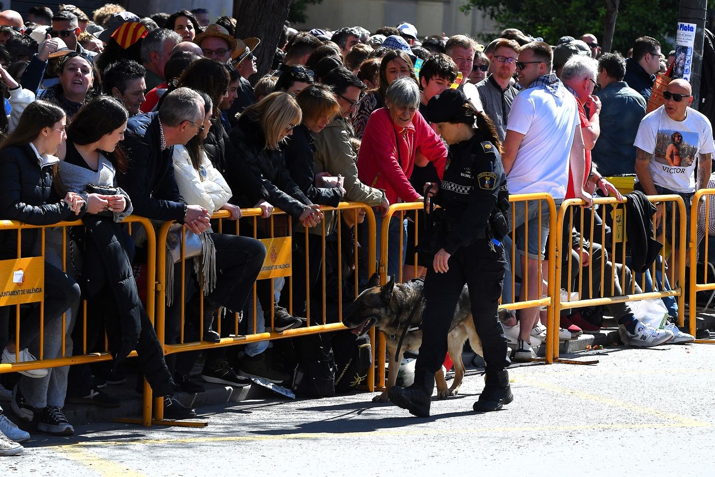 Búscate en la mascletà de este sábado 15 de marzo