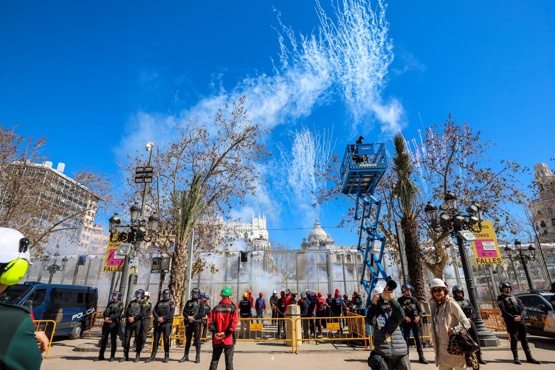 FOTOS | Así ha sido la mascletà del sábado 15 de marzo de 2025