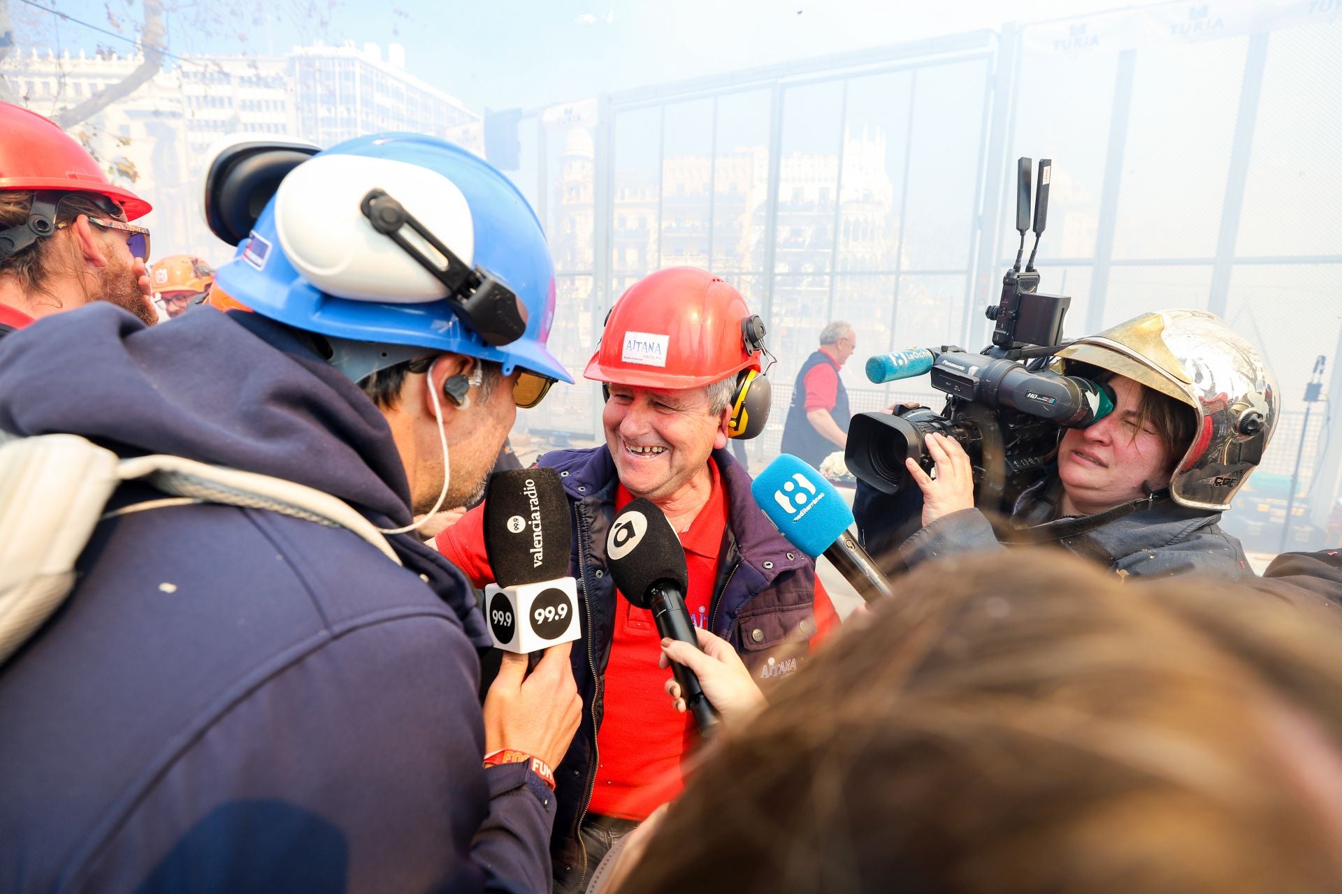 FOTOS | Así ha sido la mascletà del sábado 15 de marzo de 2025