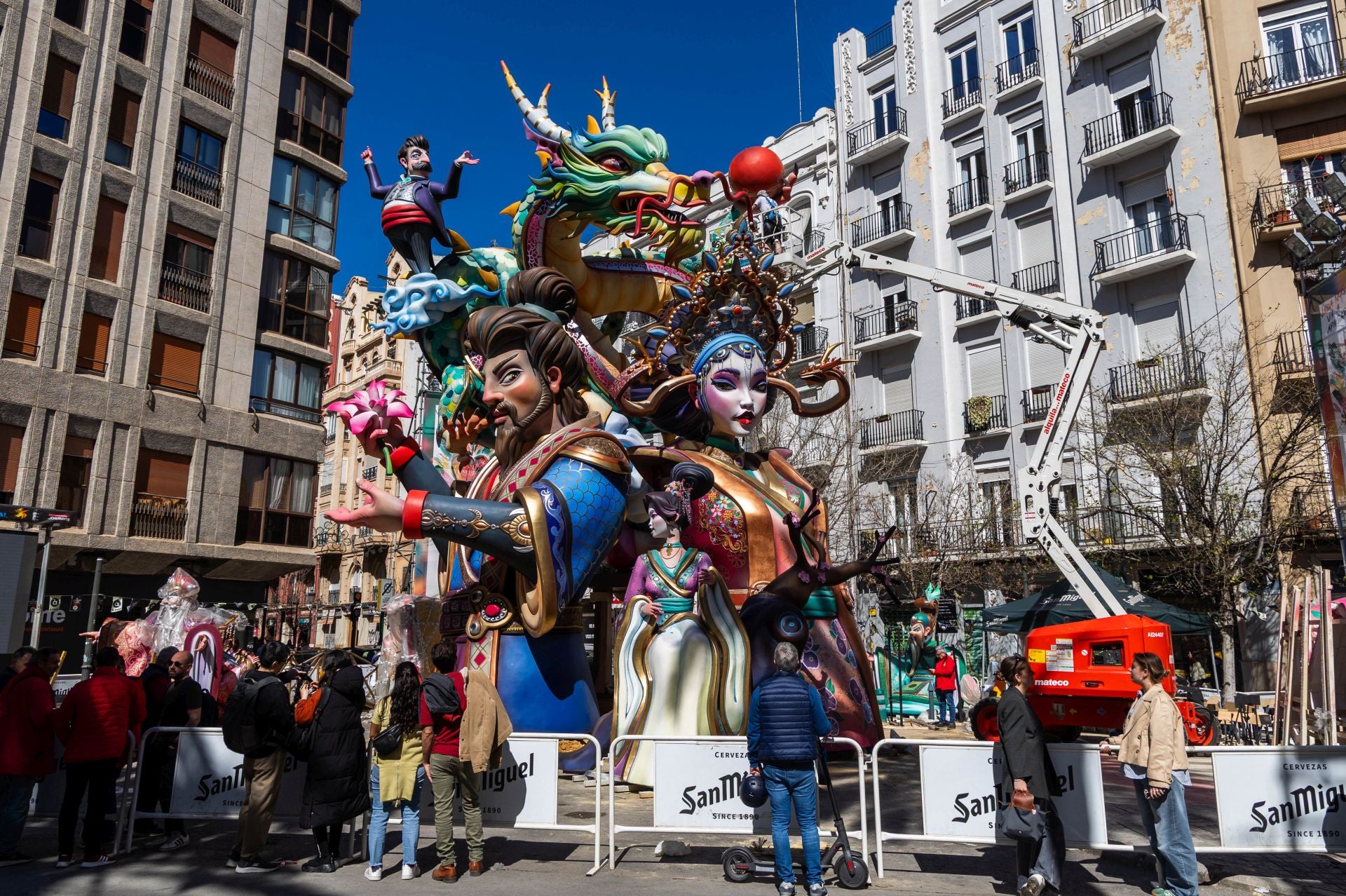 Falla Reino de Valencia-Duque de Calabria. Carrer del Duque de Calabria, 6, 46005 Valencia.