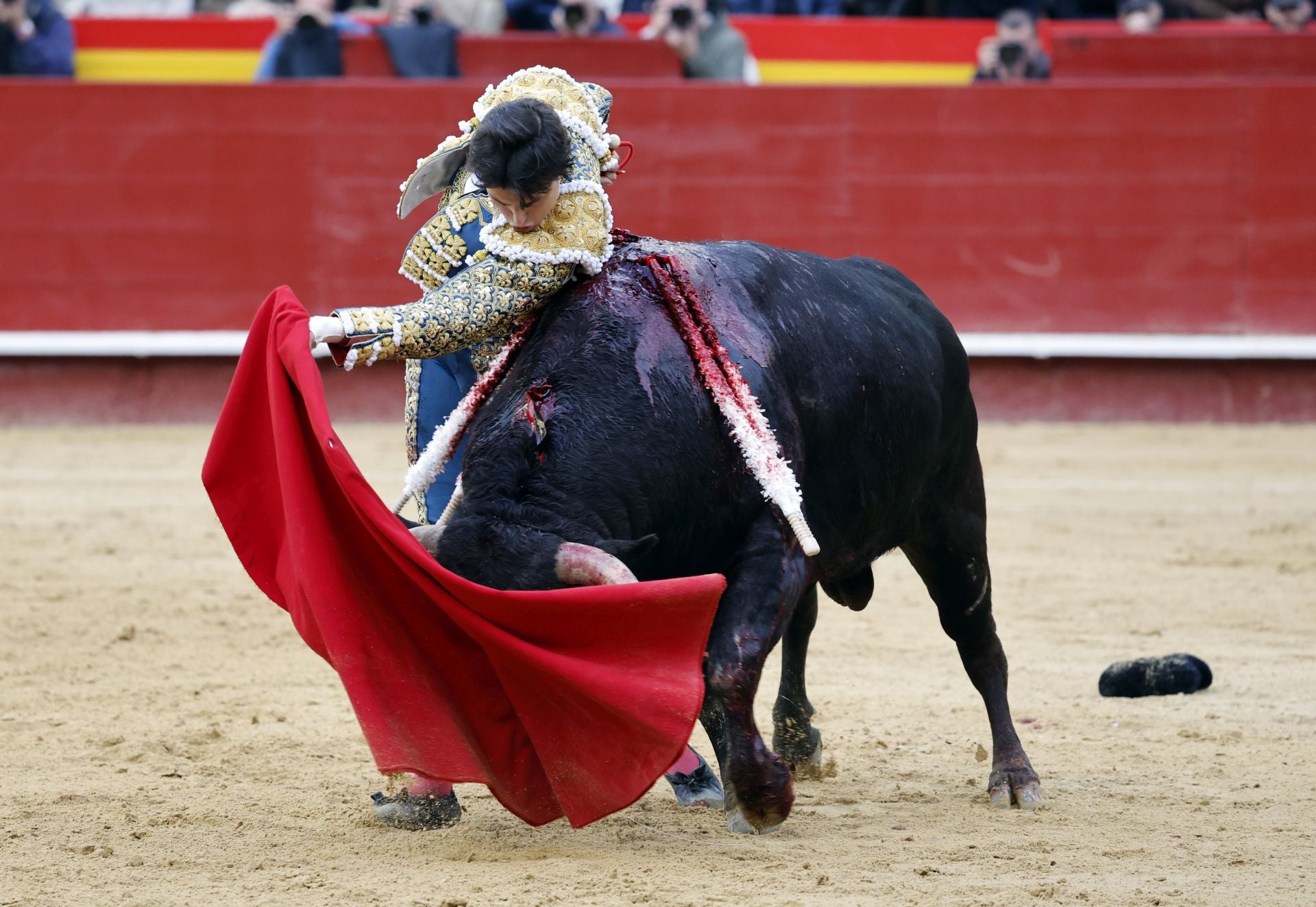 FOTOS | Así ha sido la segunda corrida de la Feria de Fallas 2025: Roca Rey, Talavante y Alejandro Chicharro