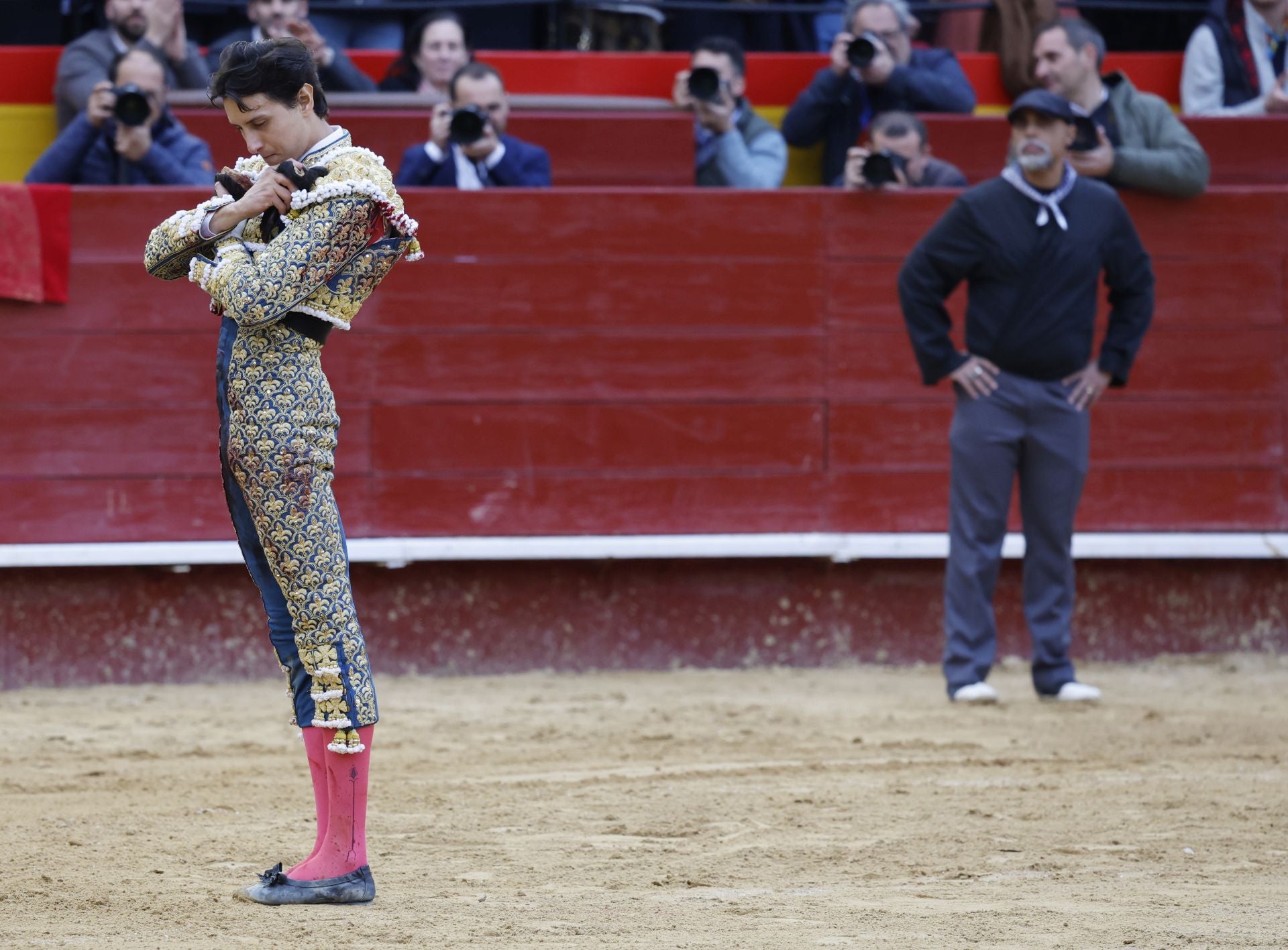 FOTOS | Así ha sido la segunda corrida de la Feria de Fallas 2025: Roca Rey, Talavante y Alejandro Chicharro