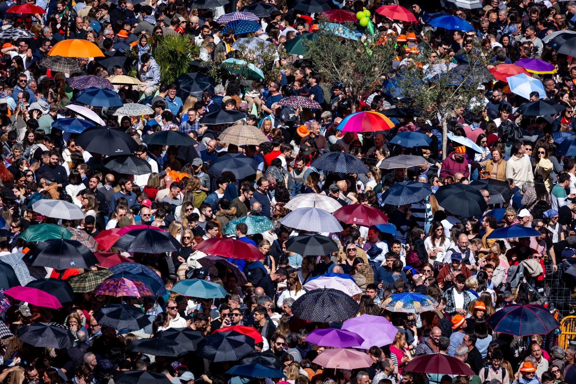 FOTOS | Así ha sido la mascletà del domingo 16 de marzo de 2025