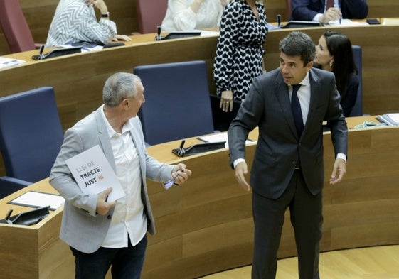 Mazón y Baldoví, en Les Corts.