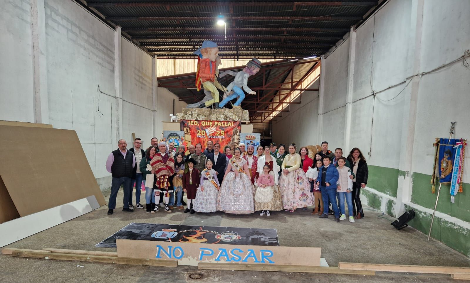 Las Fallas estrechan lazos entre Chiva y Jaén