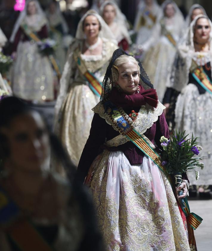 Imagen secundaria 2 - Juan Roig y Hortensia Herrero, presentes en la Ofrenda este lunes