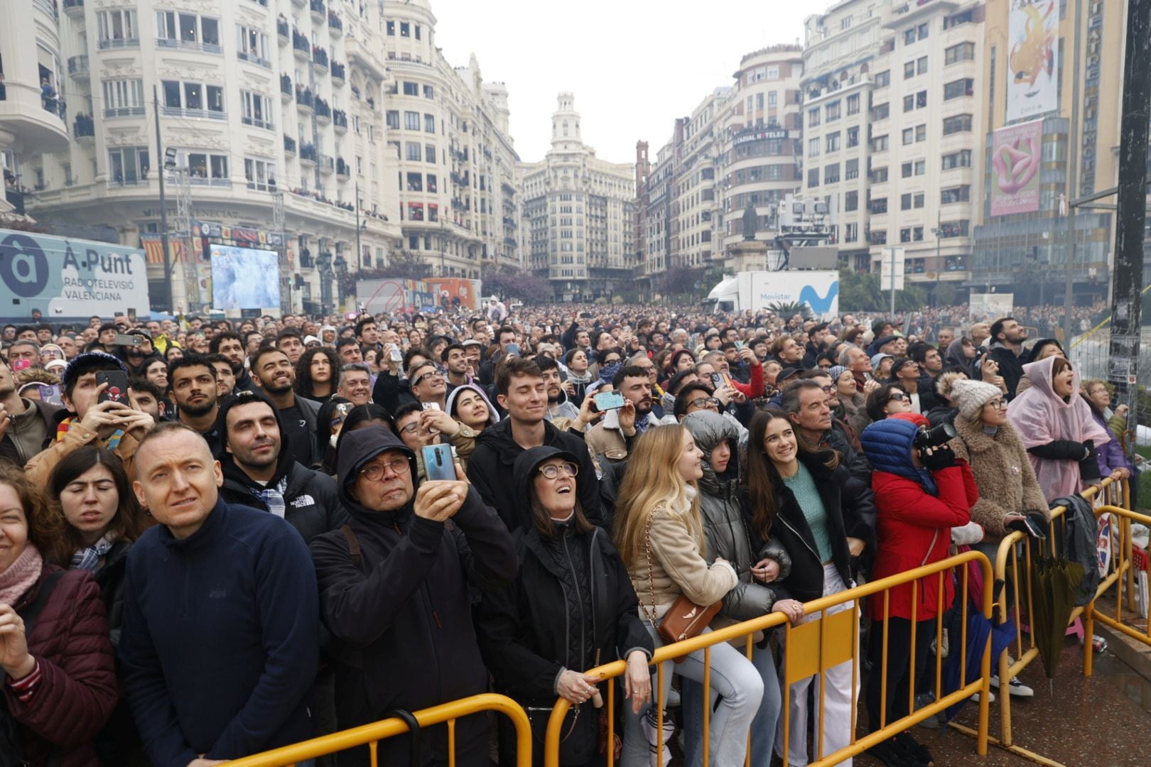 FOTOS | Así ha sido la mascletà del martes 18 de marzo