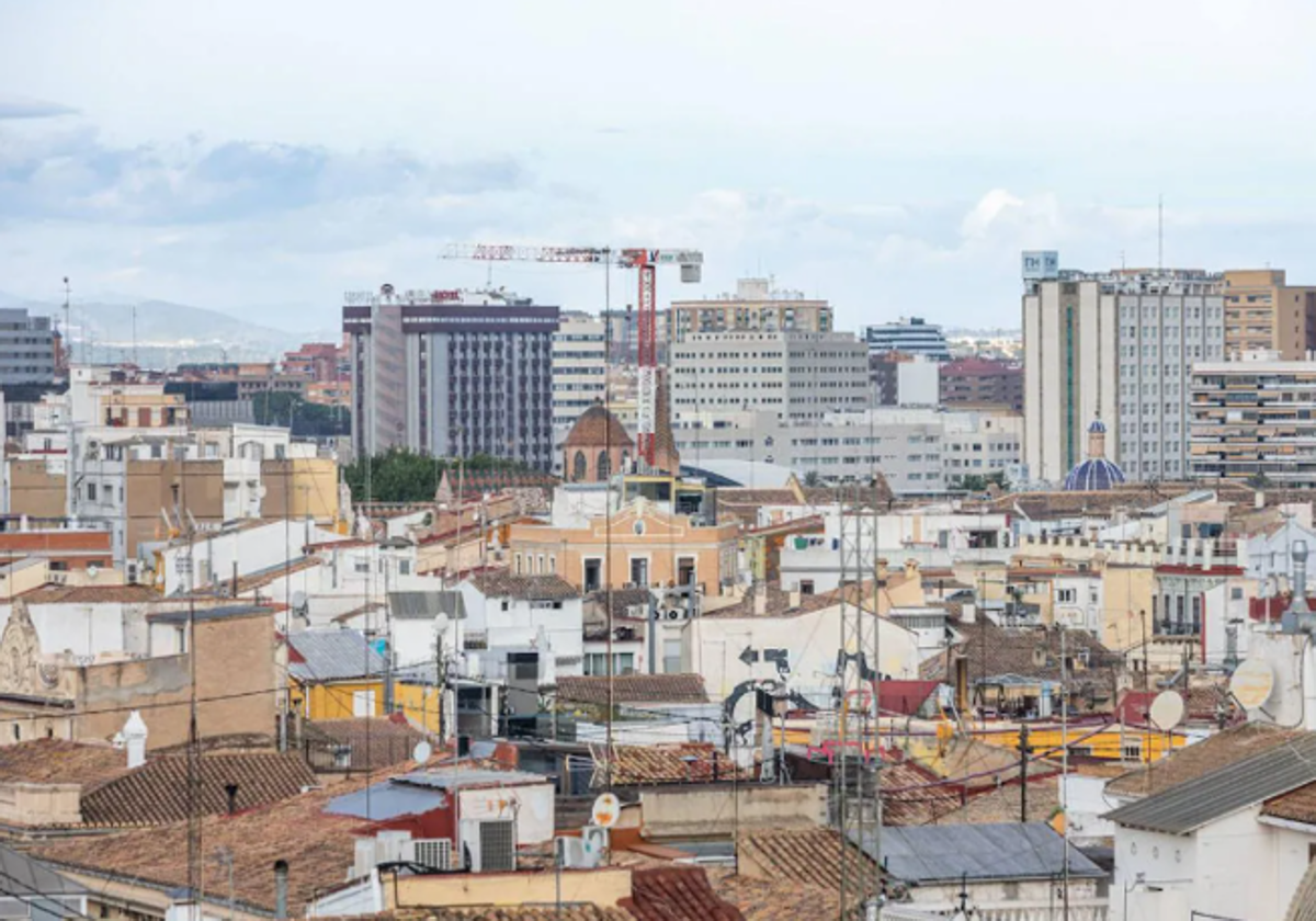 Sólo 63 viviendas en alquiler en Valencia cuestan menos de 900 euros