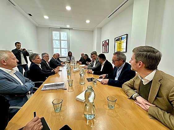 La Generalitat se propone reducir los plazos de redacción del proyecto de desdoblamiento de la CV-60 entre l'Olleria y Terrateig
