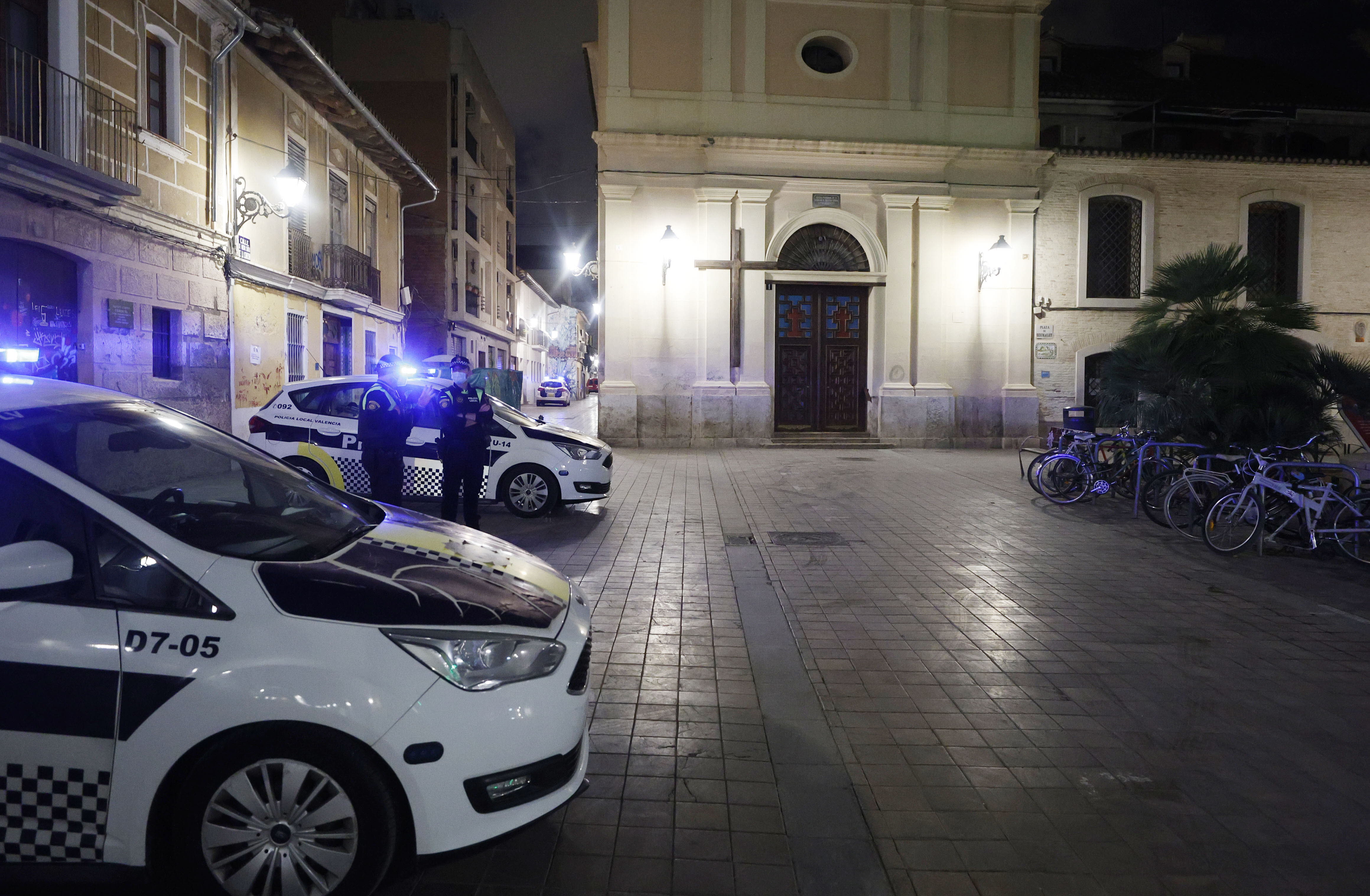 Policías locales en Benimaclet en una imagen de archivo.