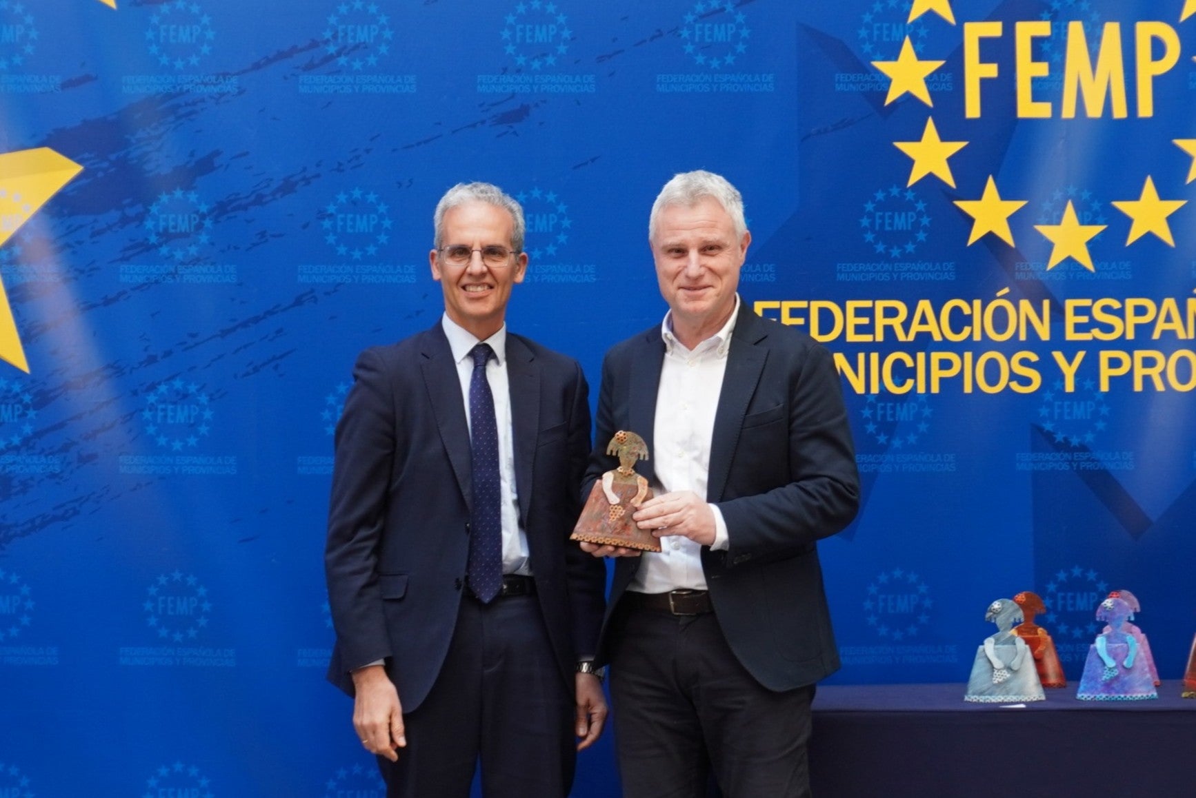 Entrega del premio al Ayuntamiento de l'Eliana.